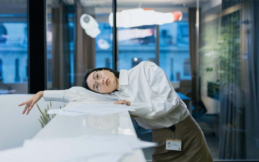 Kenapa Karyawan Tidak Disiplin ? Ini 8 Penyebabnya